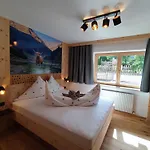 Lejlighedshotel Ideal Ladis