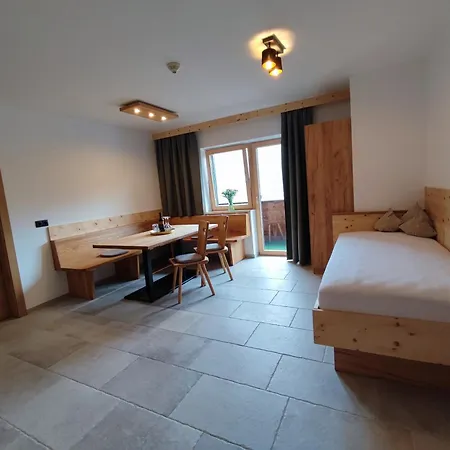 Ideal Apartahotel 4*