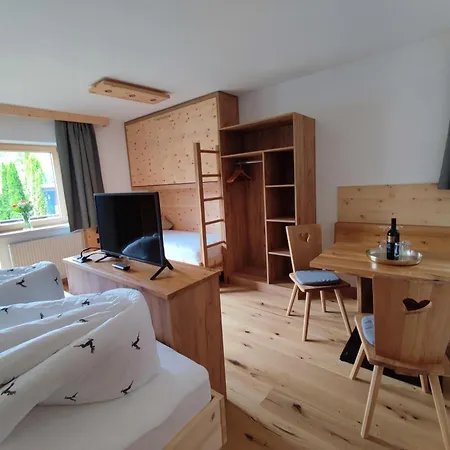 Apart Ideal 4*