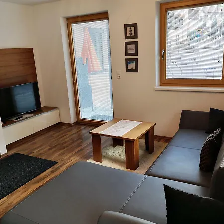 Apart Ideal Aparthotel Ladis