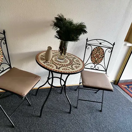 Apart Ideal 4* Ladis