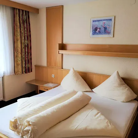 Aparthotel Apart Ideal 4*